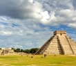 World_46 Mayan pyramid in Chichen Itza, Mexico